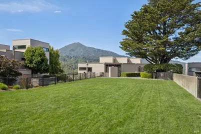 649 Via Casitas, Greenbrae, CA 94904 - Photo 28