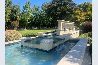 743 Bridle Ridge Court, Fairfield, CA 94534 - Photo 2