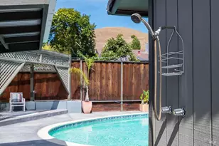 19 Carmel Dr, Novato, CA 94945 - Photo 32