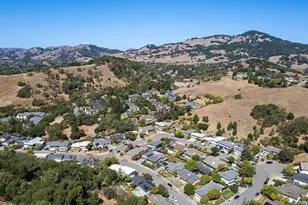 19 Carmel Dr, Novato, CA 94945 - Photo 42