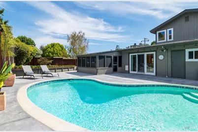 19 Carmel Drive, Novato, CA 94945 - Photo 2