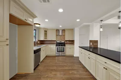 308 Plantation Way, Vacaville, CA 95687 - Photo 14