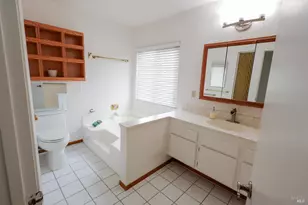 107 Iroquois Dr, Vacaville, CA 95688 - Photo 34