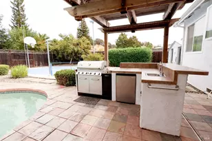 107 Iroquois Dr, Vacaville, CA 95688 - Photo 64