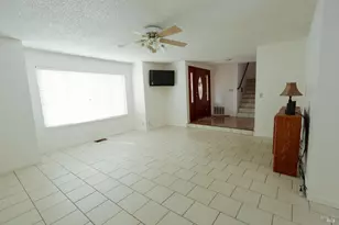 107 Iroquois Dr, Vacaville, CA 95688 - Photo 10