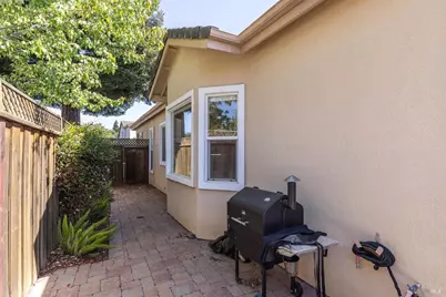 87 Summerbrooke Circle, Napa, CA 94558 - Photo 12