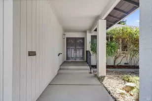 152 Oak Shadow Dr, Santa Rosa, CA 95409 - Photo 2