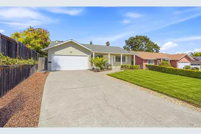 25 San Aleso Court, Novato, CA 94945 - Photo 2