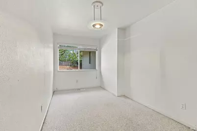 25 San Aleso Court, Novato, CA 94945 - Photo 12