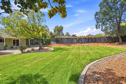 25 San Aleso Court, Novato, CA 94945 - Photo 30