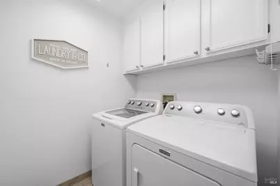 400 Rollingwood Court, Vacaville, CA 95688 - Photo 38