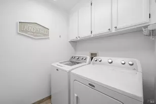 400 Rollingwood Ct, Vacaville, CA 95688 - Photo 38