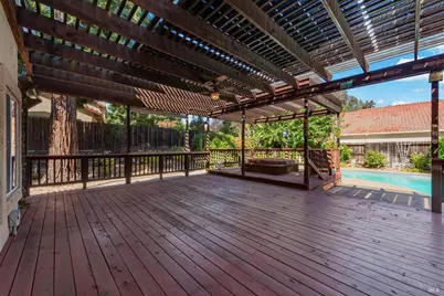 400 Rollingwood Court, Vacaville, CA 95688 - Photo 76
