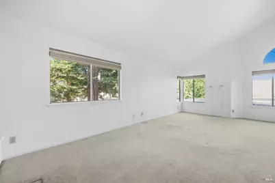 400 Rollingwood Court, Vacaville, CA 95688 - Photo 44