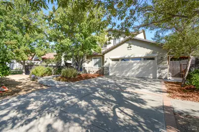 740 Alexander Drive, Dixon, CA 95620 - Photo 2
