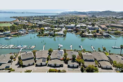 32 Porto Bello Drive, San Rafael, CA 94901 - Photo 20