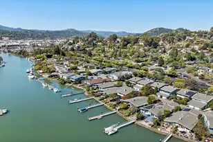 32 Porto Bello Dr, San Rafael, CA 94901 - Photo 18