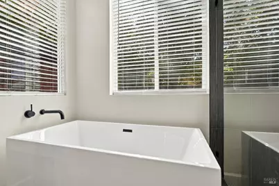 1278 Eagle Drive, Windsor, CA 95492 - Photo 32