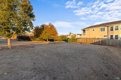 3709 Stanhope Court, Santa Rosa, CA 95404 - Photo 10