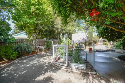 635 Hansen Court, Dixon, CA 95620 - Photo 48