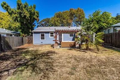 206 Hillcrest Avenue, Benicia, CA 94510 - Photo 46