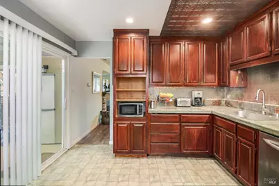 2550 Indiana Street, Napa, CA 94558 - Photo 10
