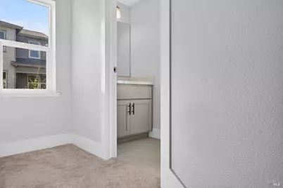 2450 Linwood Avenue, Santa Rosa, CA 95404 - Photo 32