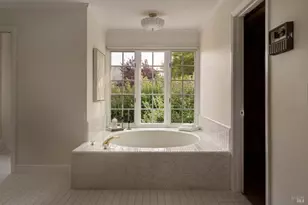 13 W Brooke Dr, Novato, CA 94947 - Photo 28