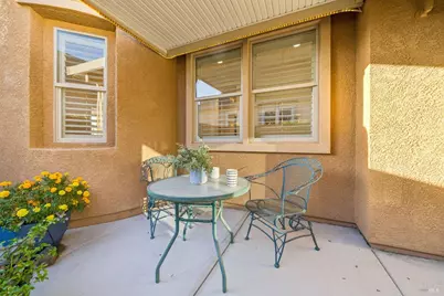 686 Sweet Bay Circle, Vacaville, CA 95687 - Photo 32