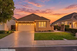 686 Sweet Bay Cir, Vacaville, CA 95687 - Photo 1