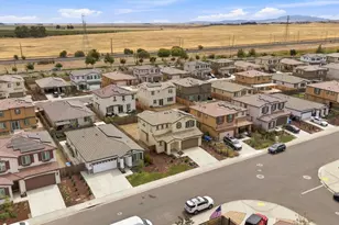 585 Shefford Dr, Vacaville, CA 95687 - Photo 10