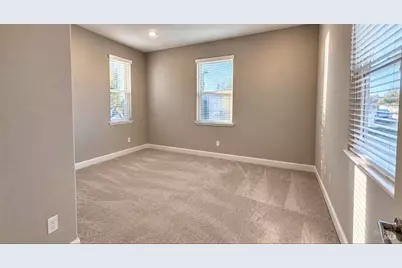 1517 Hidden Creek Lane, Milpitas, CA 95035 - Photo 16