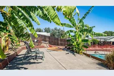 655 W Creekside Circle, Dixon, CA 95620 - Photo 46