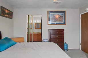 655 W Creekside Cir, Dixon, CA 95620 - Photo 20