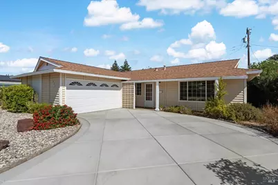 111 McKinley Circle, Vacaville, CA 95687 - Photo 1