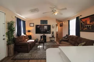 8 Mast Dr, Suisun City, CA 94585 - Photo 12