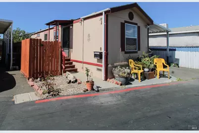 8 Mast Drive, Suisun City, CA 94585 - Photo 2