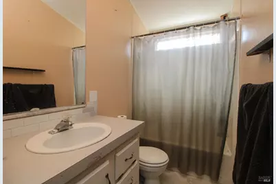 8 Mast Drive, Suisun City, CA 94585 - Photo 20