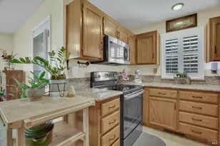 704 Almond St, Suisun City, CA 94585 - Photo 10