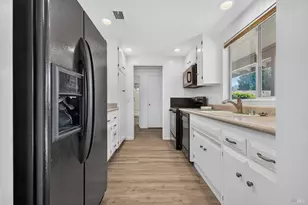 2 Valley Green St, Santa Rosa, CA 95409 - Photo 6