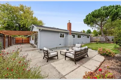 534 Rowland Boulevard, Novato, CA 94947 - Photo 26