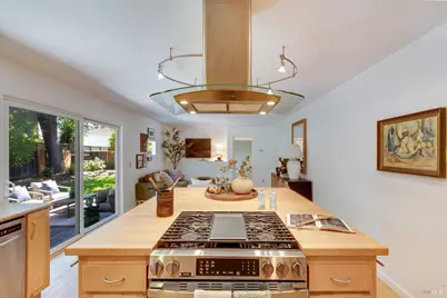 2140 Alejandro Drive, Santa Rosa, CA 95405 - Photo 20