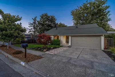 2140 Alejandro Drive, Santa Rosa, CA 95405 - Photo 2