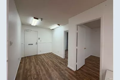 189 E H Street, Benicia, CA 94510 - Photo 2