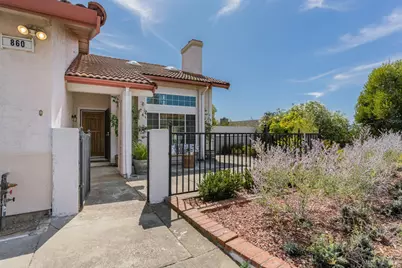 860 Hanlon Way, Benicia, CA 94510 - Photo 4