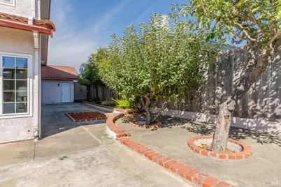 860 Hanlon Way, Benicia, CA 94510 - Photo 74