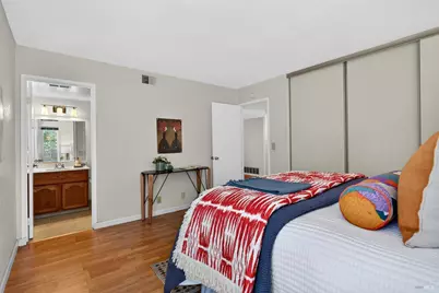 860 Hanlon Way, Benicia, CA 94510 - Photo 52