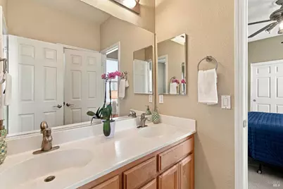754 Burgundy Way, Windsor, CA 95492 - Photo 42