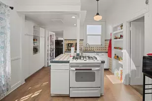 1160 Powell St, Oakland, CA 94608 - Photo 18