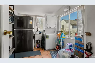 1160 Powell Street, Oakland, CA 94608 - Photo 32